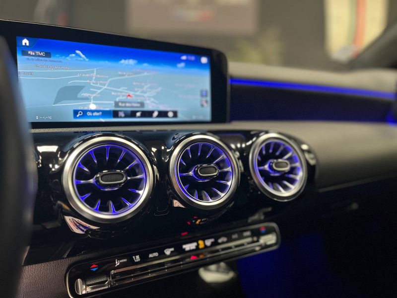 MERCEDES CLASSE A BERLINE 200 1.3 163CH (CAMÉRA DE RECUL, APPLE CARPLAY,SIÈGES CHAUFFANTS)⭐️⭐️⭐️⭐️⭐️