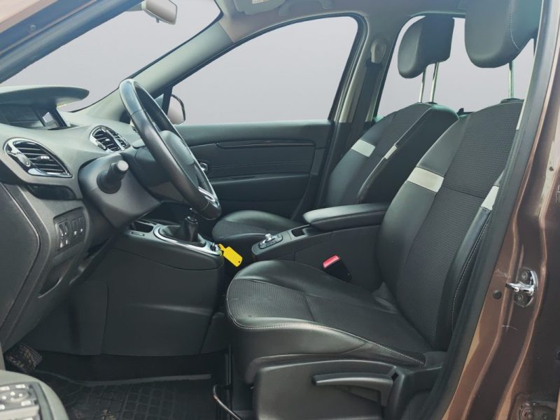 RENAULT SCENIC III GRAND SCENIC 1.6 DCI 130 BUSINESS 7 PLACES 
