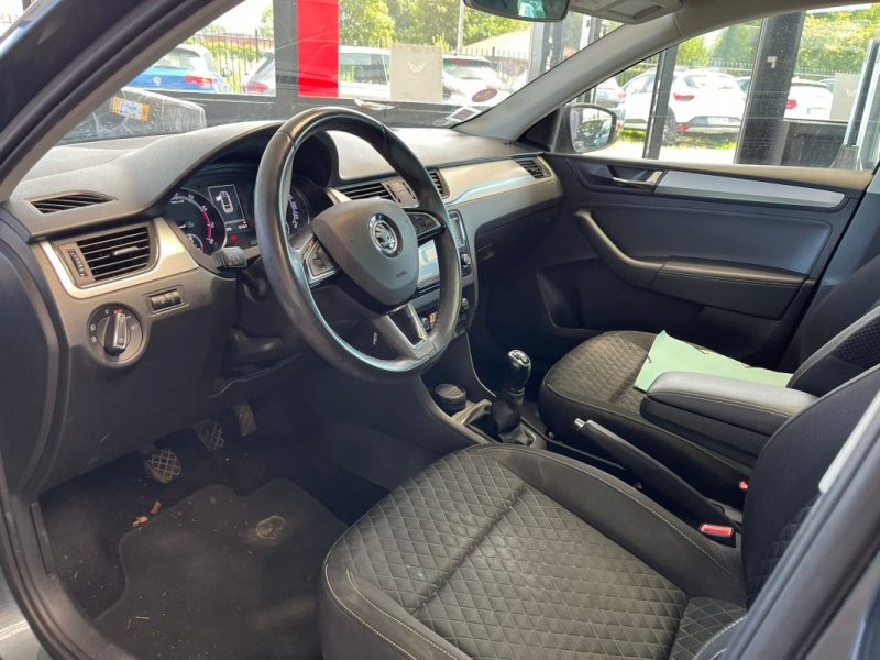 🚗 SKODA RAPID SPACEBACK 1.0 TSI 110ch ⚙️ DRIVE ☀️ Toit panoramique 📷 Caméra de recul 📱 Bluetooth