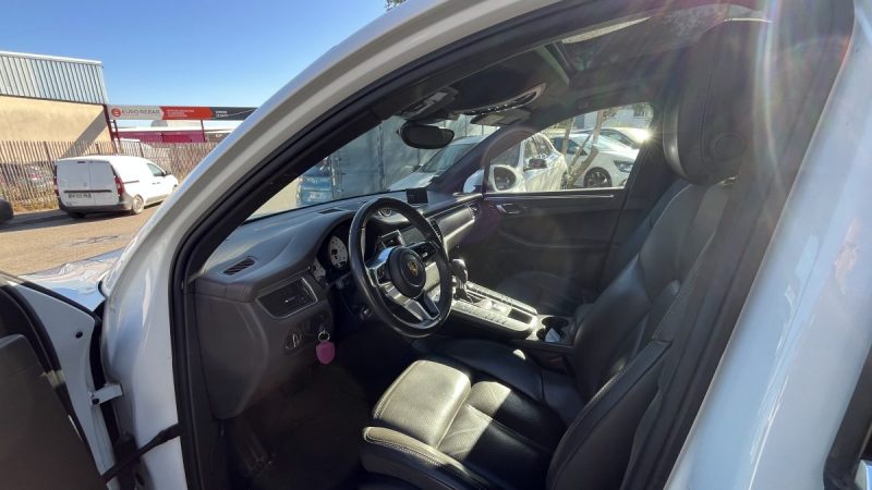 PORSCHE MACAN S 3.0D V6 TURBO 258 CV PACK CHRONO TOIT PANORAMIQUE SONO BOSE