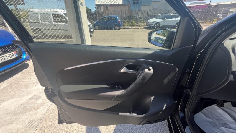 VOLKSWAGEN POLO 1.0 75 CV  LOUNGE 2015