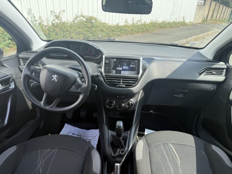 PEUGEOT 208 1.6 E-HDI 92 