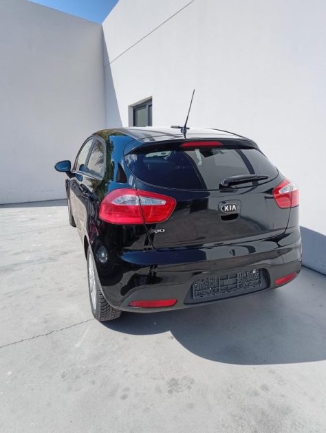 KIA RIO  1.4 FIFA WORLD CUP EDITION 2014