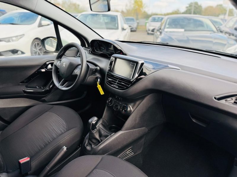 PEUGEOT 208 ACTIVE BUSINESS 100ch 1.5 BLUEHDI