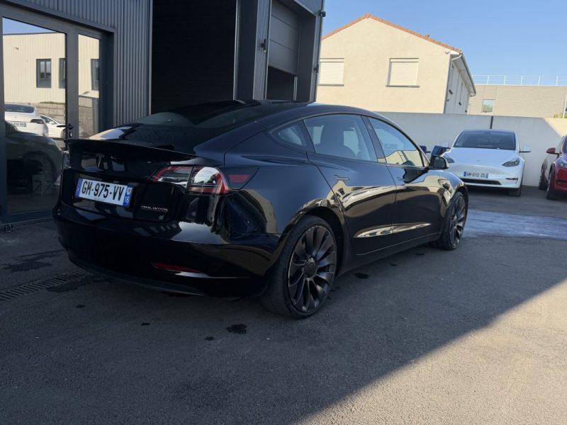 TESLA MODEL 3 PERFORMANCE 2023