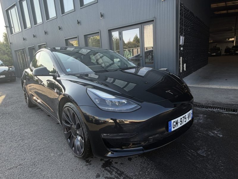 TESLA MODEL 3 PERFORMANCE 2023