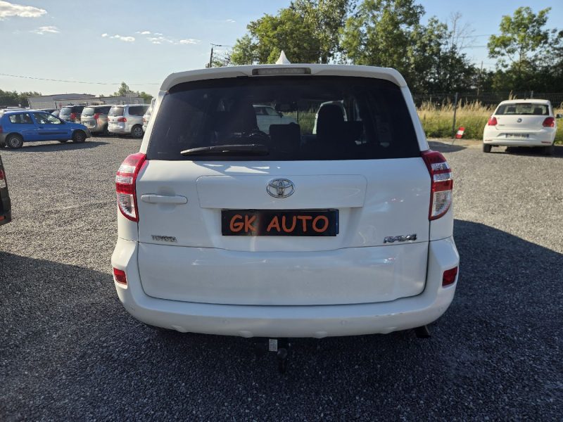 TOYOTA RAV 4 III 2.2 D4D 150CV LIFE EDITION 2010 151000 KM 