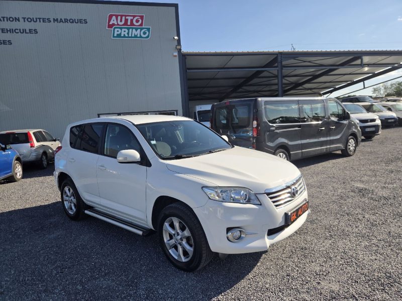 TOYOTA RAV 4 III 2.2 D4D 150CV LIFE EDITION 2010 151000 KM 