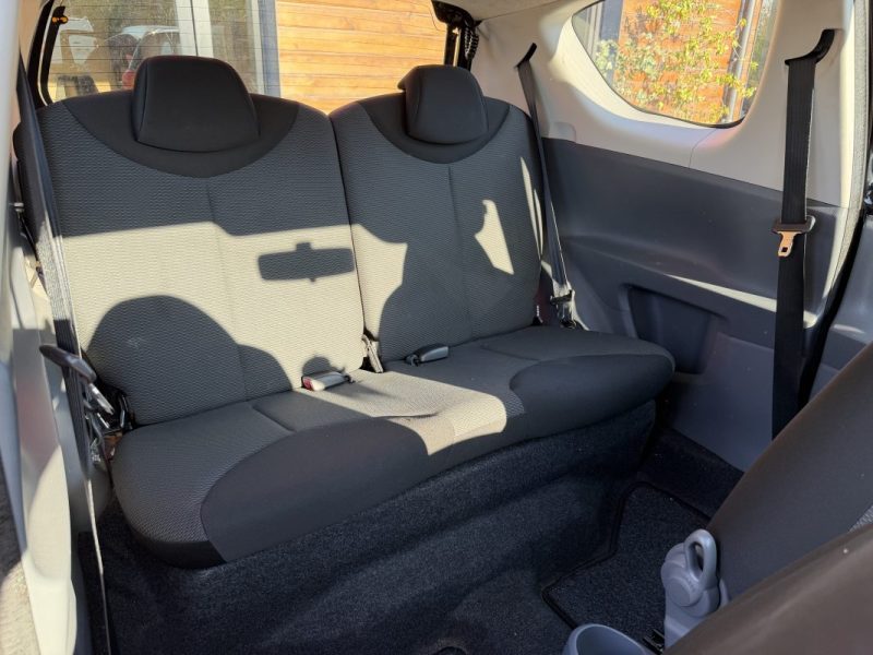 Toyota Aygo Cool 1.0 68 cv 