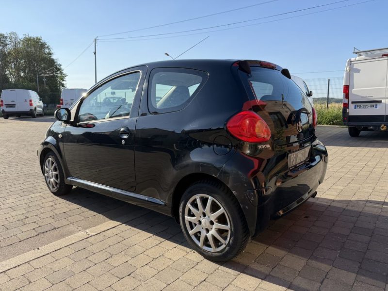 Toyota Aygo Cool 1.0 68 cv 