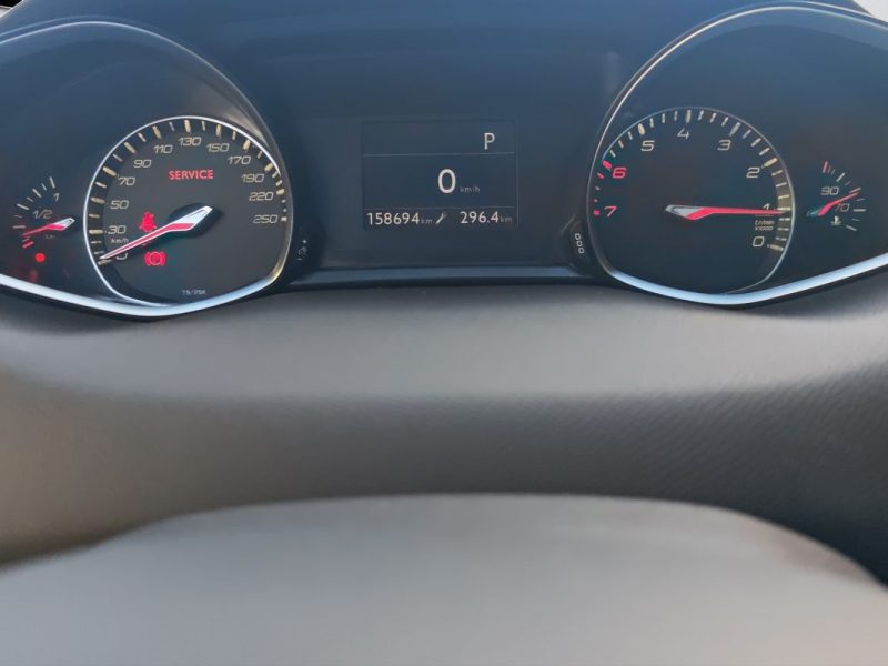 PEUGEOT 308 II 1.2 PURETECH 130 S&S FELINE EAT6