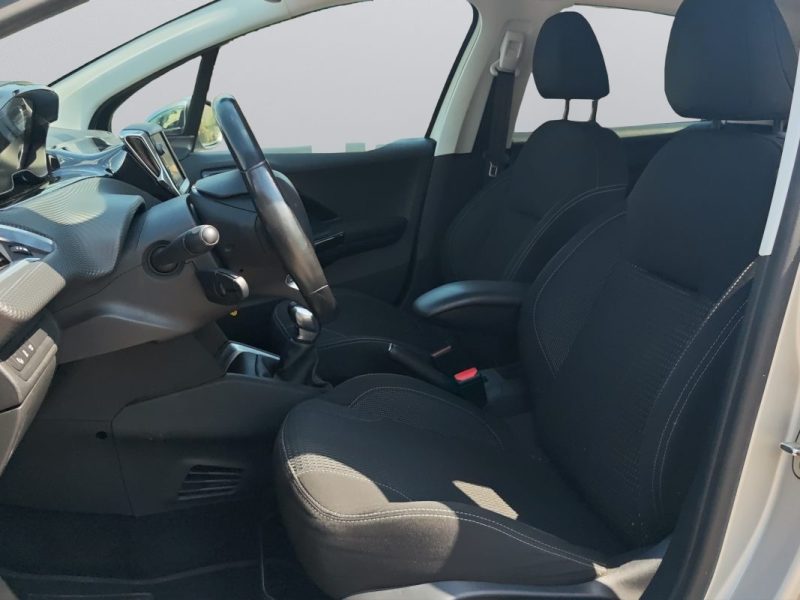 PEUGEOT 208 1.6 BLUEHDI 100 S&S ALLURE