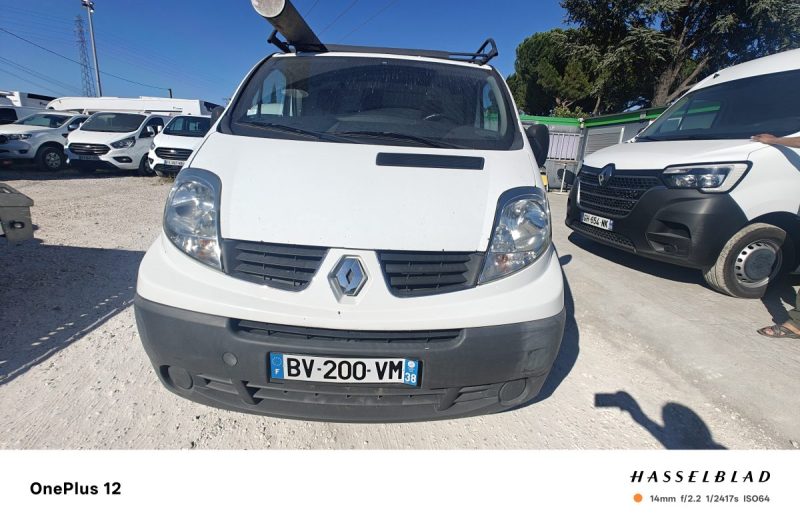 RENAULT TRAFIC CONFORT L1H1 2.0DCI 115 2011