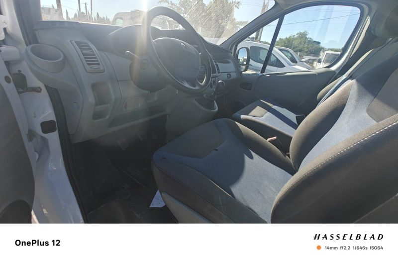 RENAULT TRAFIC CONFORT L1H1 2.0DCI 115 2011