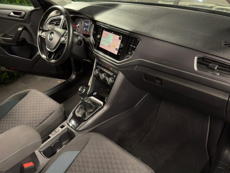 VOLKSWAGEN T-ROC IQ DRIVE 1.0 TSI 115 Cv KEYLESS / APPLE CARPLAY & ANDROID - GARANTIE 1 AN