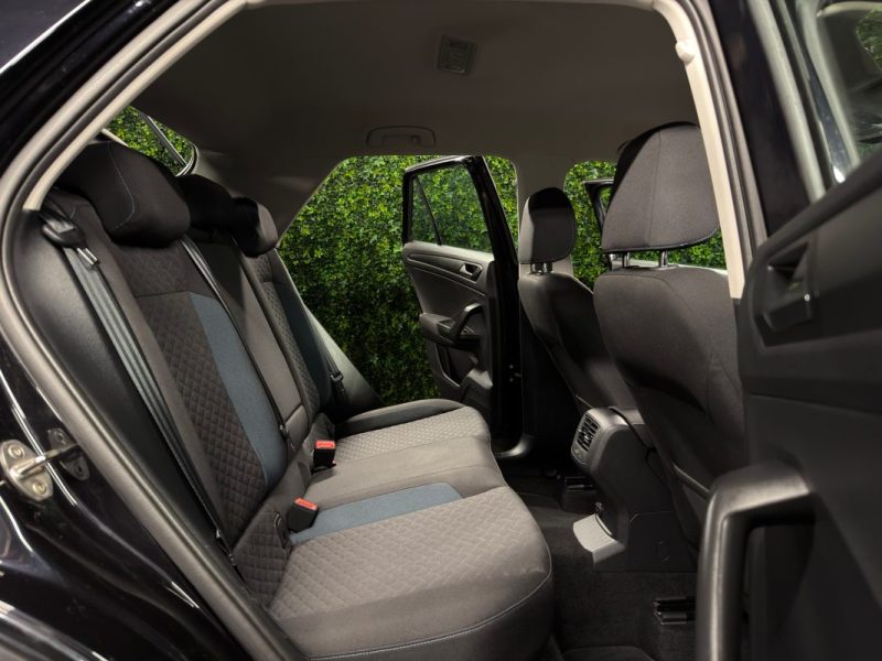 VOLKSWAGEN T-ROC IQ DRIVE 1.0 TSI 115 Cv KEYLESS / APPLE CARPLAY & ANDROID - GARANTIE 1 AN