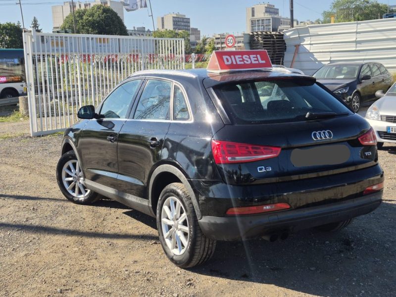 AUDI Q3 Série 1 (8U) 2.0 TDI 1 140 cv noir metal super état 