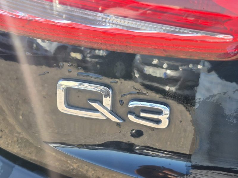 AUDI Q3 Série 1 (8U) 2.0 TDI 1 140 cv noir metal super état 