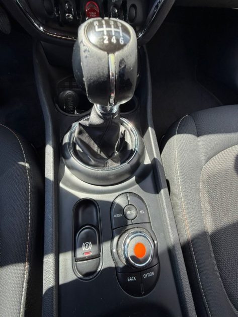 MINI Clubman Cooper 1.5 i 12V 136 cv fbl kms super état 