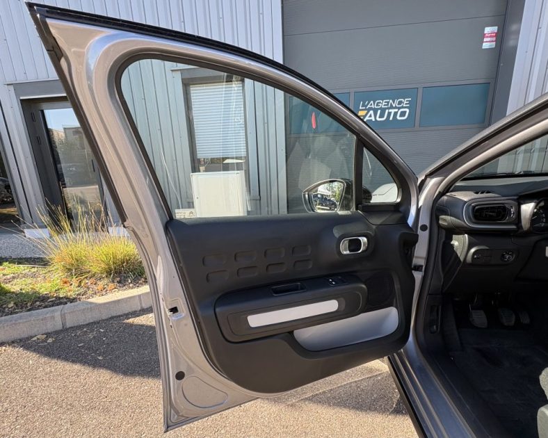 CITROEN C3 - Finition LIVE - 83 ch - DISTRIBUTION NEUVE - Entretient complet - Garantie 6 mois