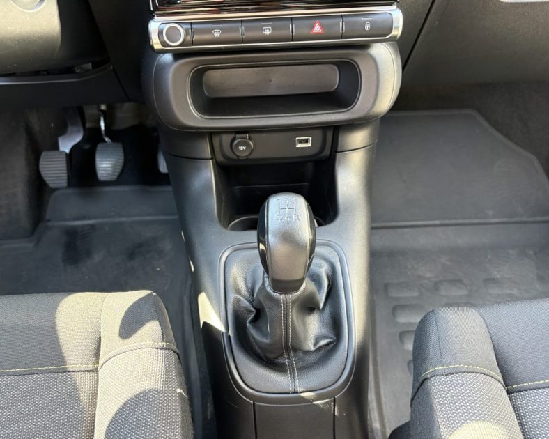 CITROEN C3 - Finition LIVE - 83 ch - DISTRIBUTION NEUVE - Entretient complet - Garantie 6 mois