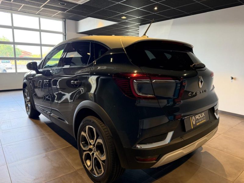 RENAULT CAPTUR II INTENS TCE 140 / PACK CITY
