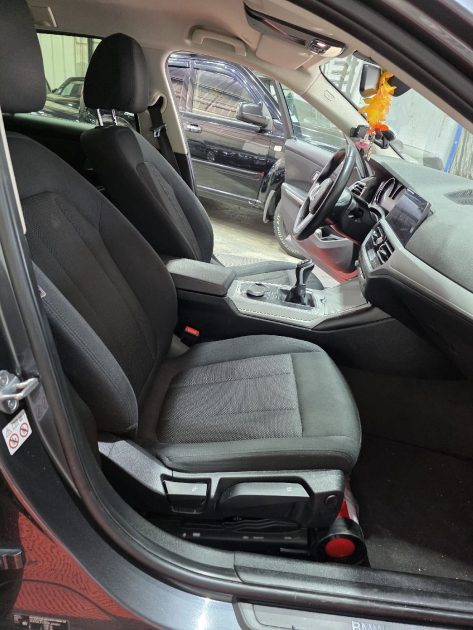 BMW SERIE 3 G21 TOURING 320D 190 LOUNGE, Entretenue en Concession BMW , Mode SPORT