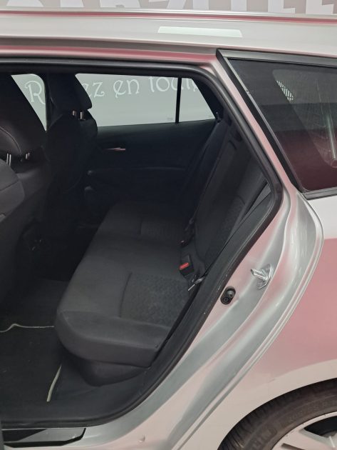 TOYOTA COROLLA TOURING SPORTS HYBRIDE 1.8 DYNAMIC BUSINESS 122cv/1 ERE MAIN/TVA RECUPERABLE