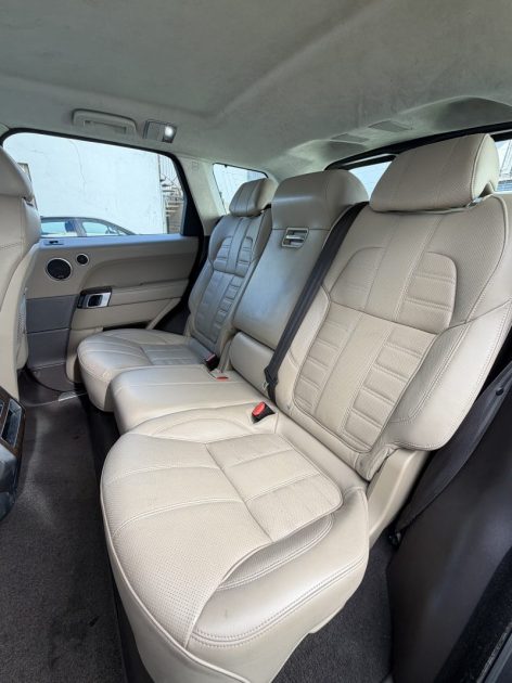 LAND ROVER RANGE ROVER SPORT 4.4 SDV8 HSE AUTOBIOGRAPHY / TOIT OUVRANT / ATTELAGE GARANTIE 6 MOIS  