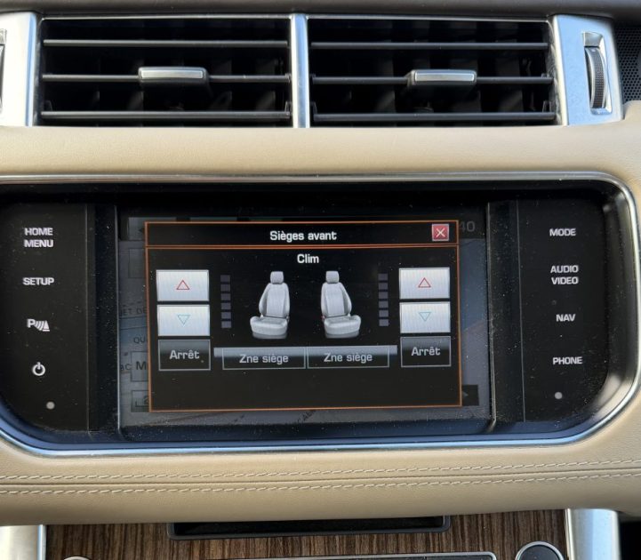 LAND ROVER RANGE ROVER SPORT 4.4 SDV8 HSE AUTOBIOGRAPHY / TOIT OUVRANT / ATTELAGE GARANTIE 6 MOIS  