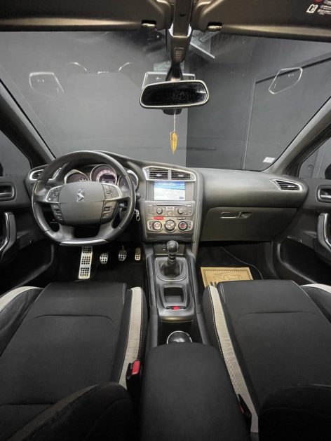 CITROEN DS4 1.6 E-HDI 115 URBAN SHOW 2014