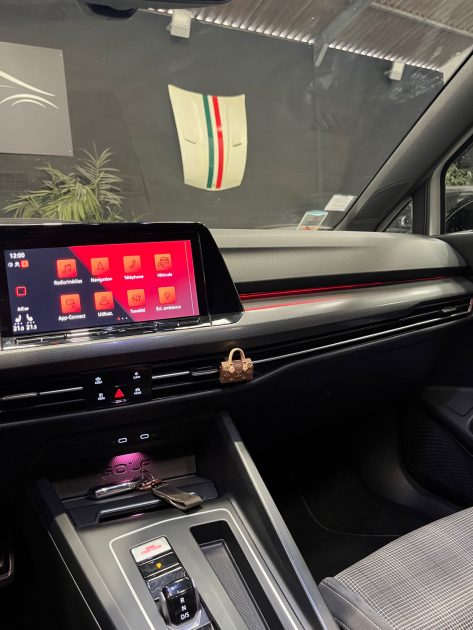 MAGNIFIQUE GOLF 8 GTD 2.0 200CH (TOIT OUVRANT , APPLE CARPLAY, SIÈGES CHAUFFANTS)⭐️⭐️⭐️⭐️⭐️