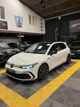 MAGNIFIQUE GOLF 8 GTD 2.0 200CH (TOIT OUVRANT , APPLE CARPLAY, SIÈGES CHAUFFANTS)⭐️⭐️⭐️⭐️⭐️