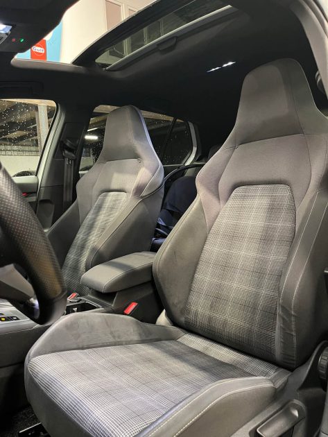 MAGNIFIQUE GOLF 8 GTD 2.0 200CH (TOIT OUVRANT , APPLE CARPLAY, SIÈGES CHAUFFANTS)⭐️⭐️⭐️⭐️⭐️