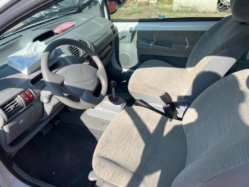 RENAULT TWINGO  1.2 i 75cv  Boîte auto