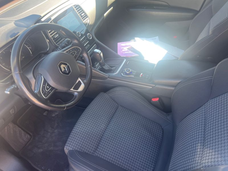 RENAULT TALISMAN  Estate 1.6 dCi 16V EDC6 131 cv Boîte auto
