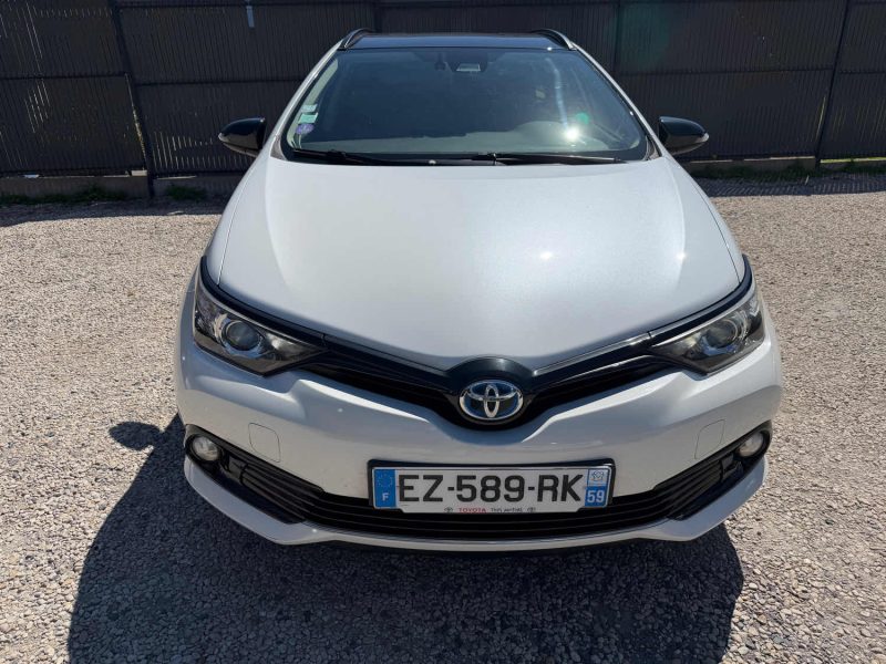 TOYOTA AURIS TOURING SPORTS HYBRIDE 136H 2018 1ER MAIN