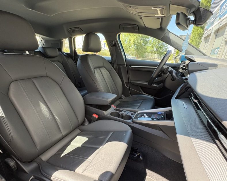 Audi A3 Sportback 35 TDI 150 ch Design Luxe 7G-Tronic 2022 — Entretien récent - GARANTIE 6 MOIS