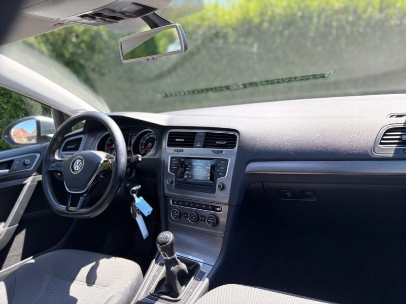 ✅ Magnifique VOLKSWAGEN GOLF VII 1.2 TSi HighLine // Première Main // Suivi Complet Volkswagen