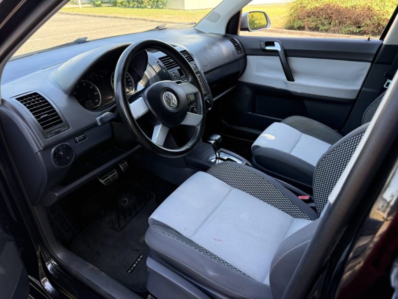 VOLKSWAGEN Cross Polo 1.4 80ch 5p Boite Auto  Garantie 6 Mois