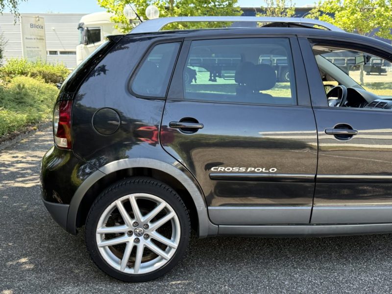 VOLKSWAGEN Cross Polo 1.4 80ch 5p Boite Auto  Garantie 6 Mois