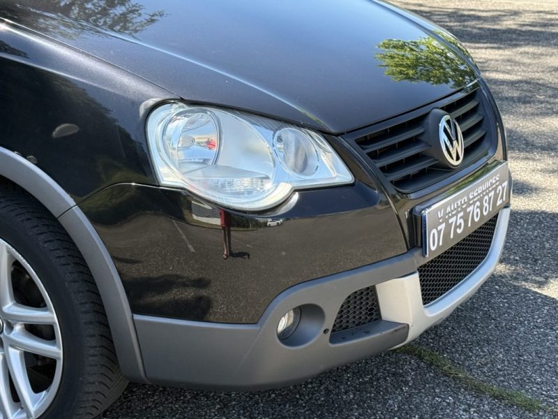 VOLKSWAGEN Cross Polo 1.4 80ch 5p Boite Auto  Garantie 6 Mois