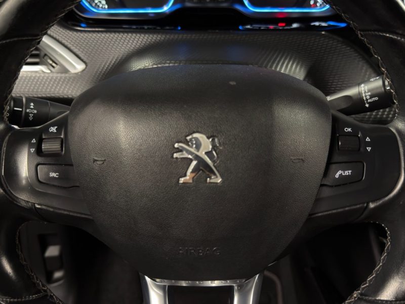 PEUGEOT 2008 PHASE 2 CROSSWAY 1.2 TURBO 130 Cv APPLE & ANDROID / TOIT PANORAMIQUE - GARANTIE 1 AN