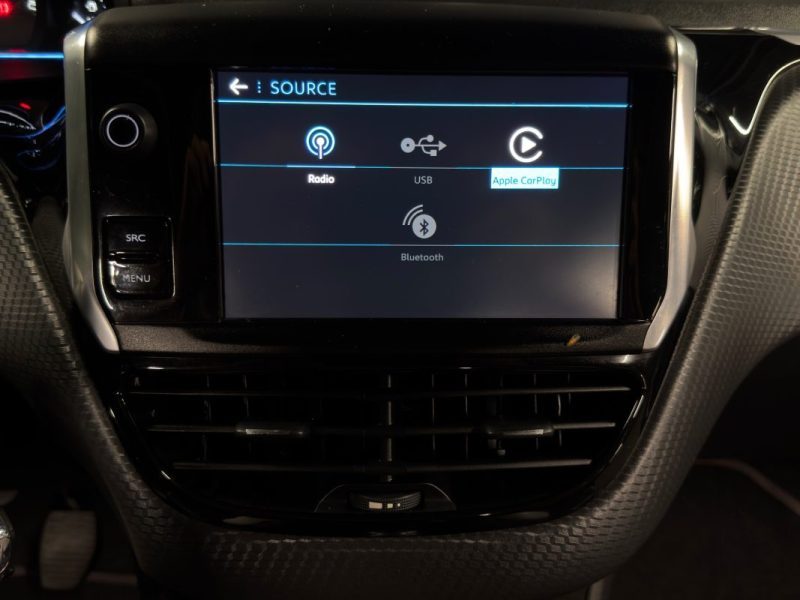 PEUGEOT 2008 PHASE 2 CROSSWAY 1.2 TURBO 130 Cv APPLE & ANDROID / TOIT PANORAMIQUE - GARANTIE 1 AN