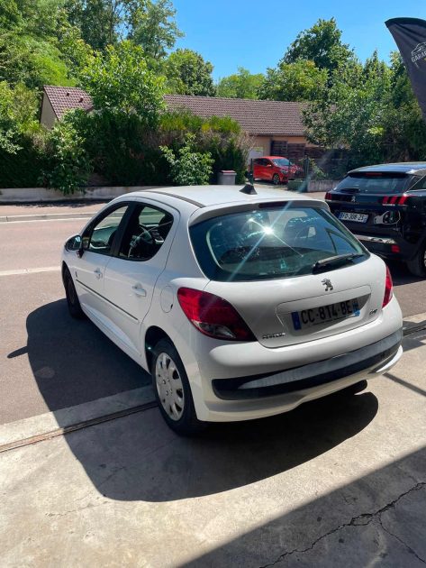PEUGEOT 207 1.4 HDI 70CV