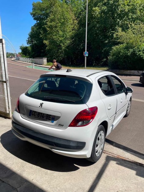 PEUGEOT 207 1.4 HDI 70CV