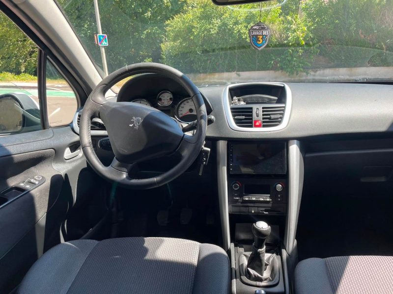 PEUGEOT 207 1.4 HDI 70CV