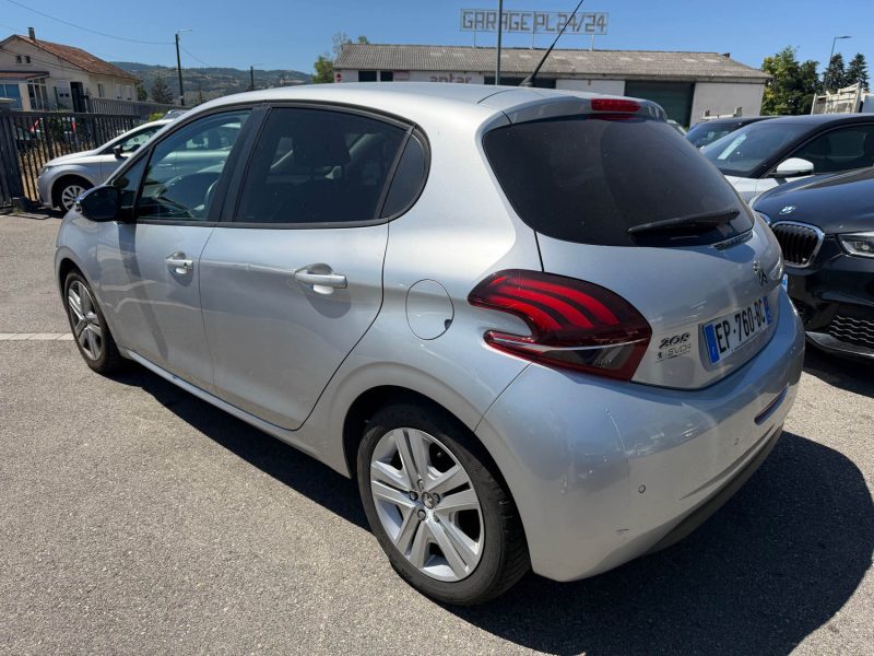 PEUGEOT 208 1.2  82 STYLE 2017