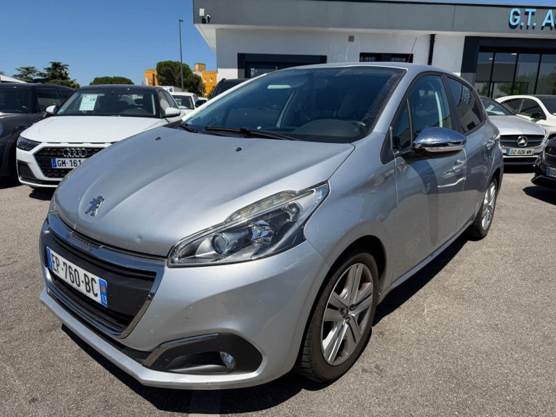 PEUGEOT 208 1.2  82 STYLE 2017