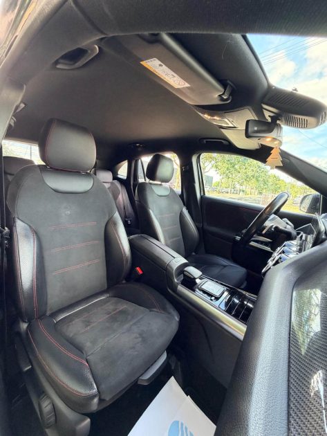 MERCEDES GLA 200 D 8G-DCT AMG LINE 2020